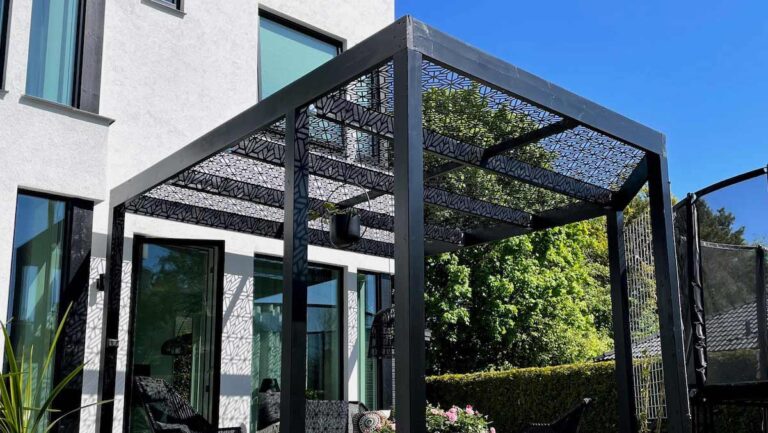 Pergolatak laserskuret tak i mönster Orientalisk WidalDesign